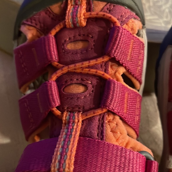 Keens - Picture 13 of 15